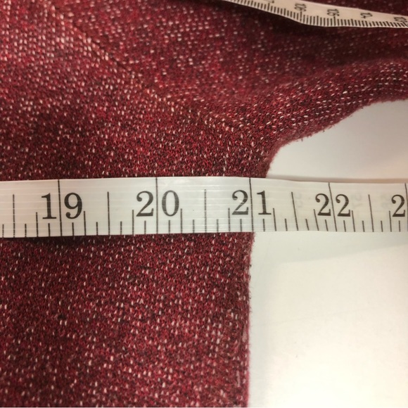 Roots RARE Vintage Inspired Red Crewneck Sweatshirt, size M - Picture 11 of 12